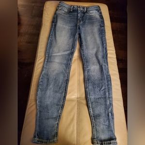 Maurices Edgely super skinny jeans size 8